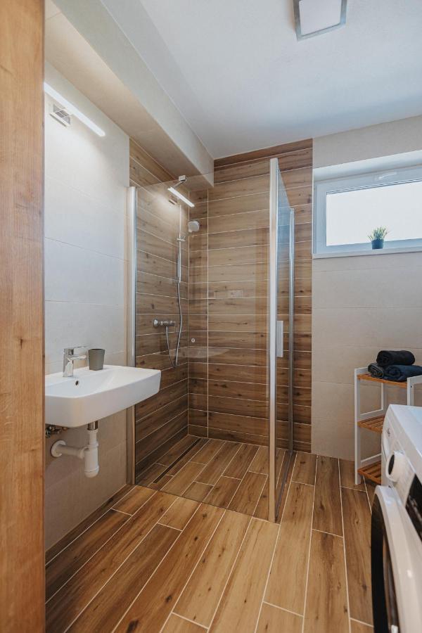 Apartmány u Škraba Besenova Exterior foto